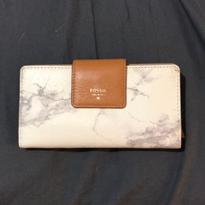 Fossil wallet
